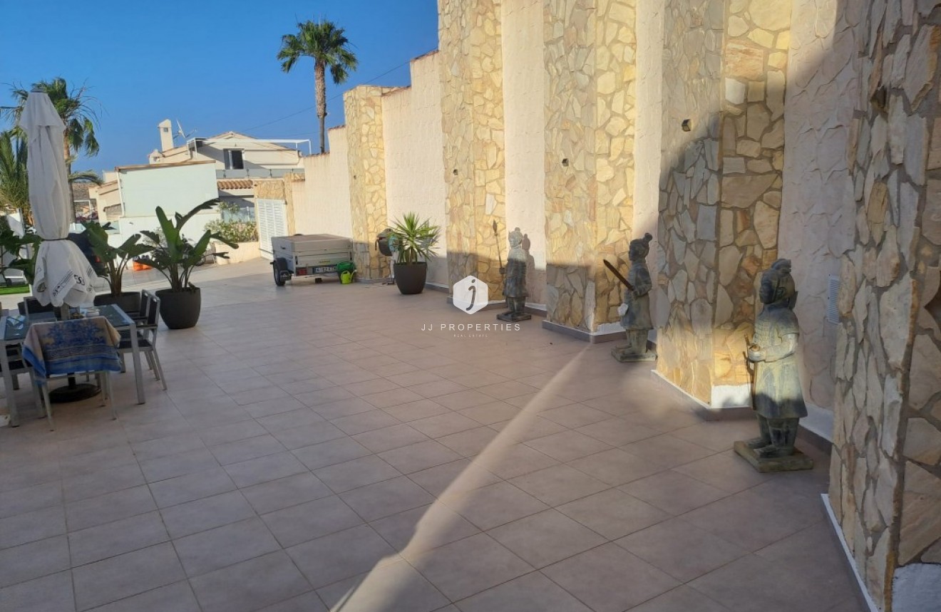 Tweedehands - Villa -
Ciudad Quesada - Costa Blanca