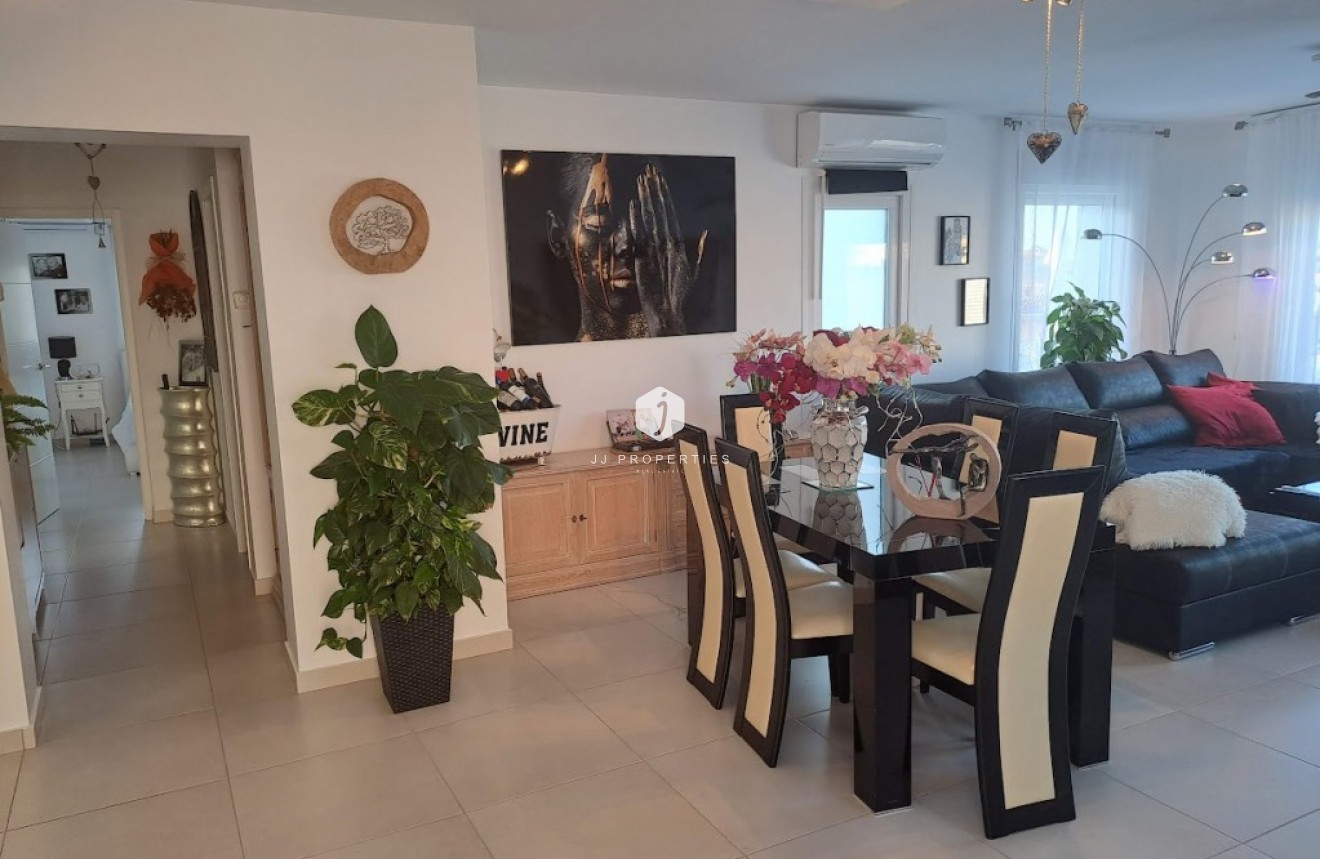 Tweedehands - Villa -
Ciudad Quesada - Costa Blanca