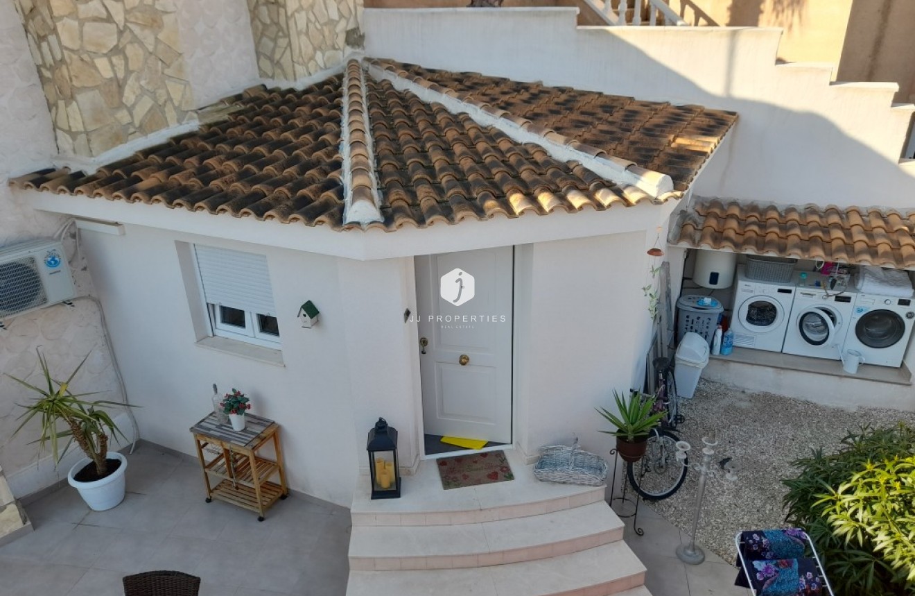 Tweedehands - Villa -
Ciudad Quesada - Costa Blanca