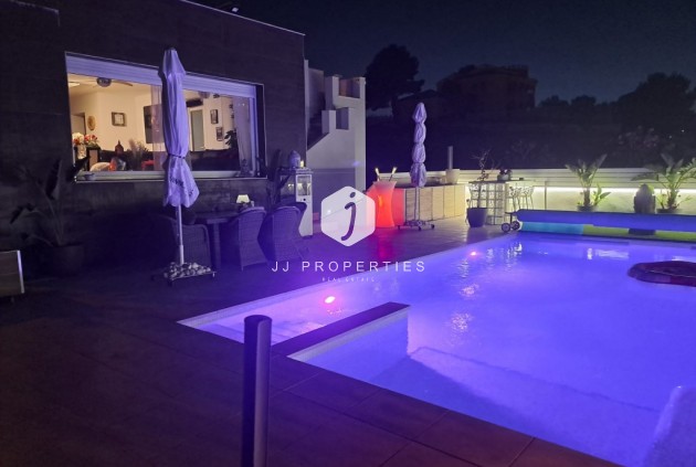 Tweedehands - Villa -
Ciudad Quesada - Costa Blanca