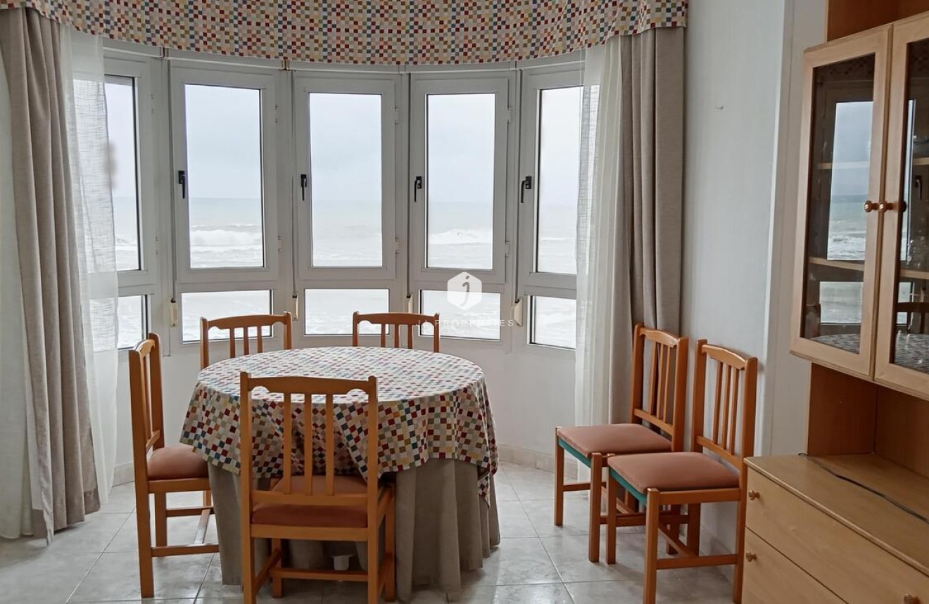 Tweedehands - Appartement / flat -
Torrevieja - PLAYA LOS LOCOS