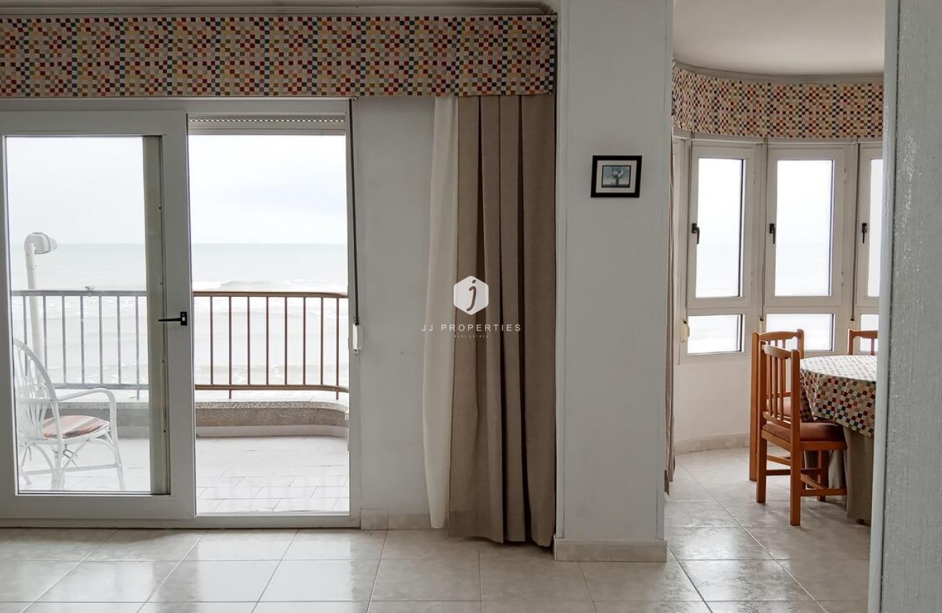 Tweedehands - Appartement / flat -
Torrevieja - PLAYA LOS LOCOS