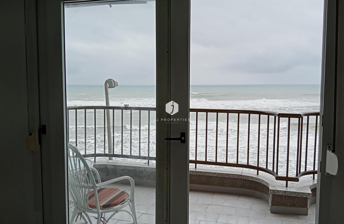 Tweedehands - Appartement / flat -
Torrevieja - PLAYA LOS LOCOS