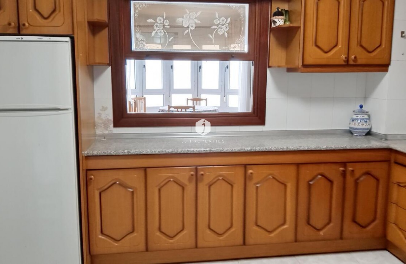 Tweedehands - Appartement / flat -
Torrevieja - PLAYA LOS LOCOS