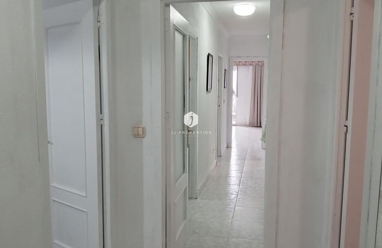 Tweedehands - Appartement / flat -
Torrevieja - PLAYA LOS LOCOS