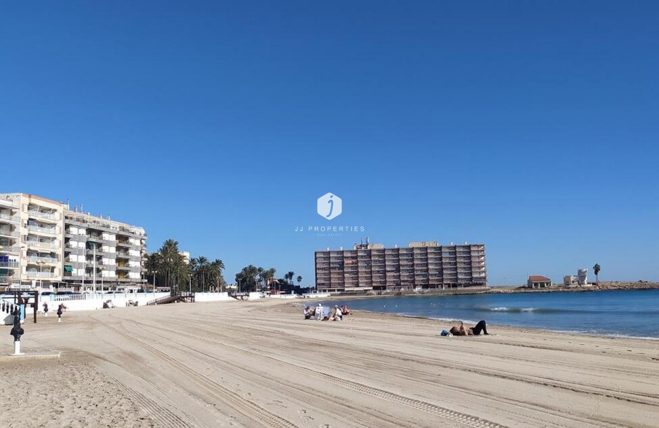 Tweedehands - Appartement / flat -
Torrevieja - PLAYA LOS LOCOS