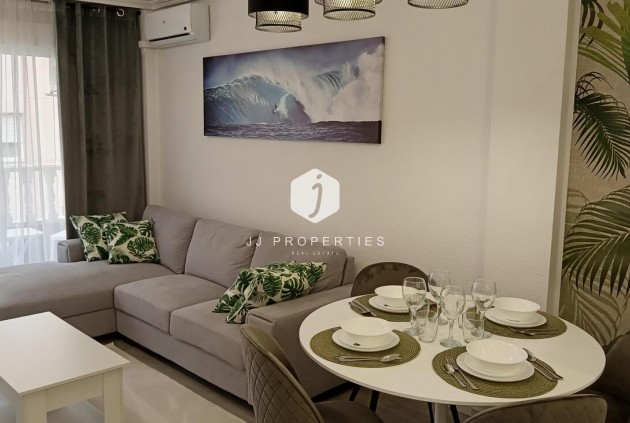 Tweedehands - Appartement / flat -
Torrevieja - CENTRE