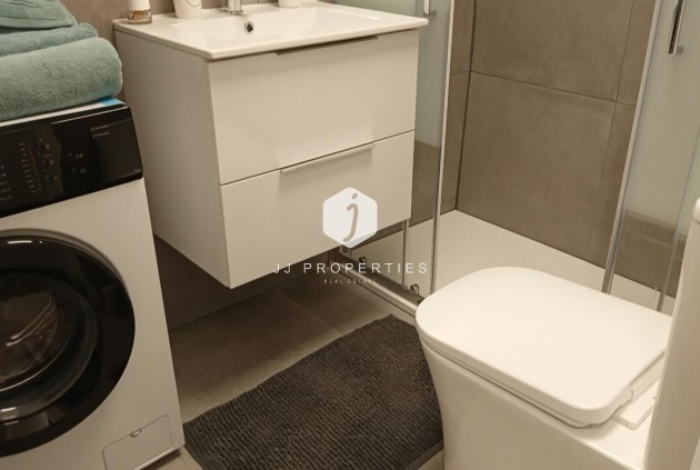 Tweedehands - Appartement / flat -
Torrevieja - CENTRE