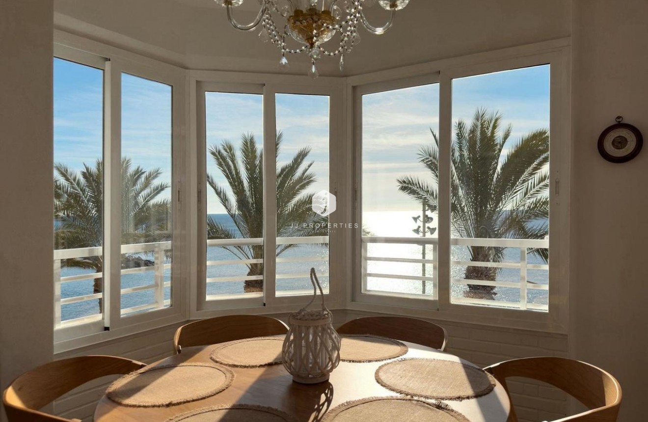 Tweedehands - Appartement / flat -
Torrevieja - Costa Blanca