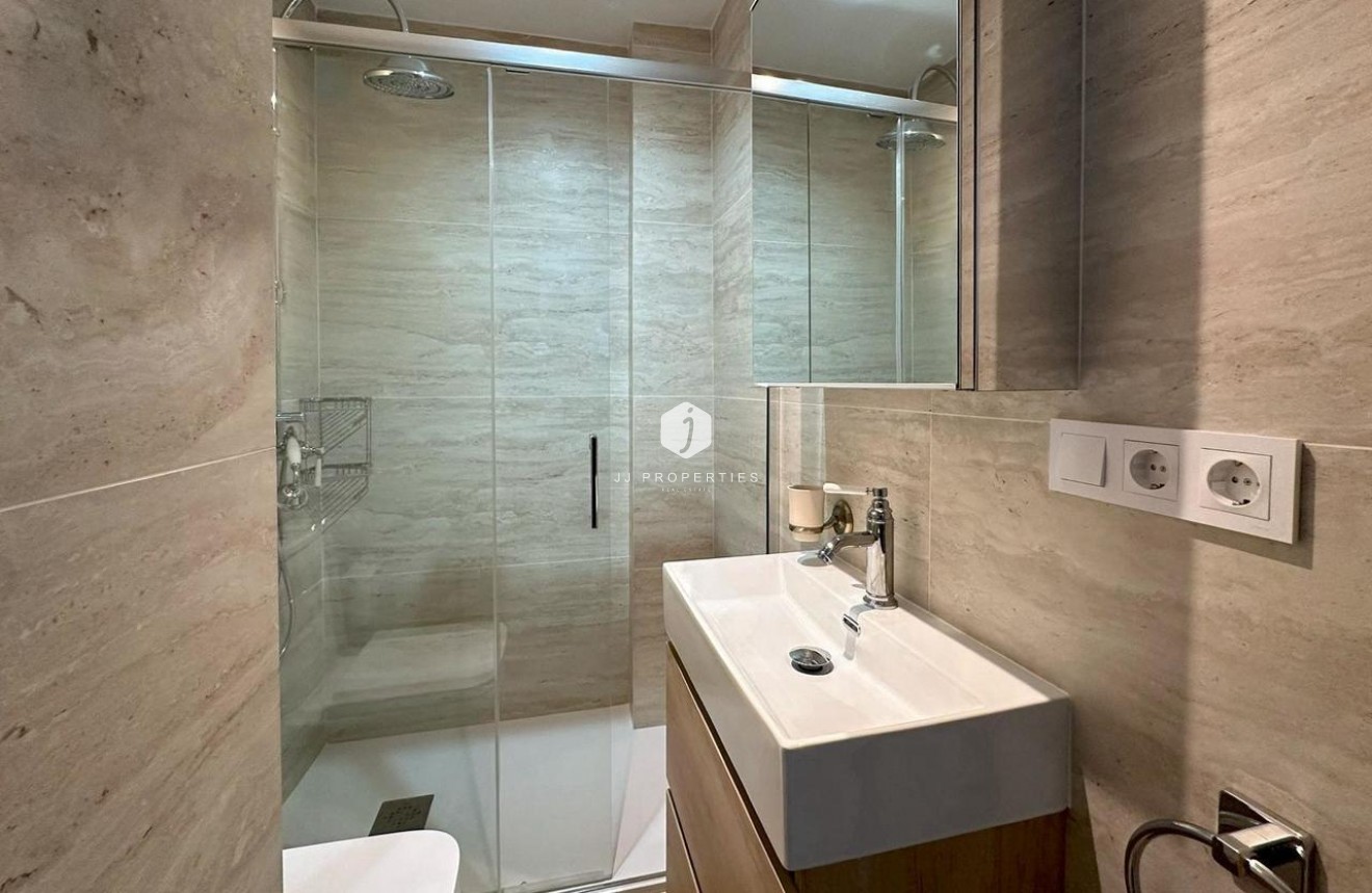 Tweedehands - Appartement / flat -
Torrevieja - Costa Blanca