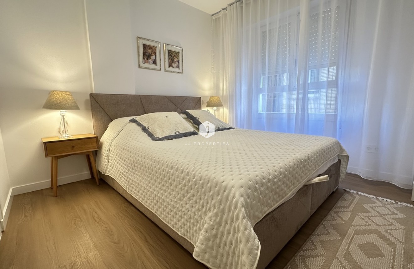 Tweedehands - Appartement / flat -
Torrevieja - Costa Blanca
