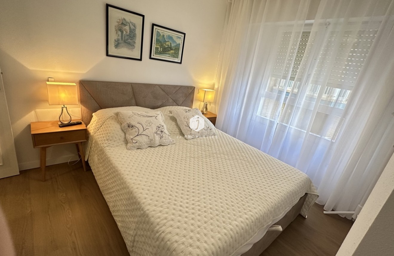 Tweedehands - Appartement / flat -
Torrevieja - Costa Blanca