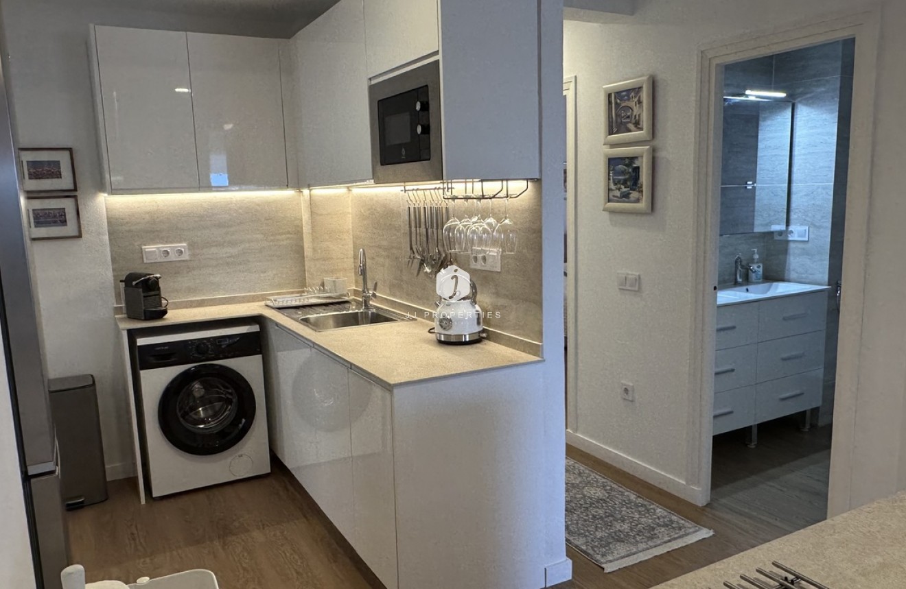 Tweedehands - Appartement / flat -
Torrevieja - Costa Blanca