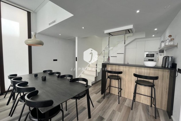 Tweedehands - Villa -
Los Balcones - Costa Blanca