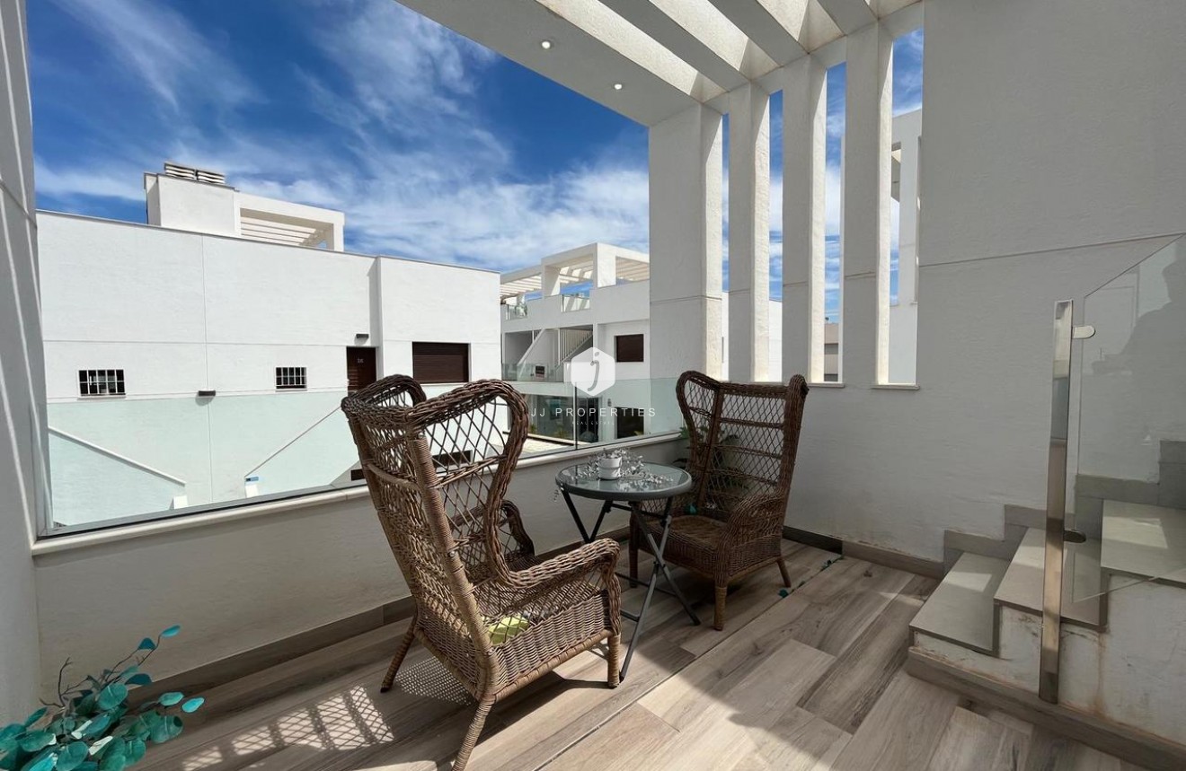 Tweedehands - Villa -
Los Balcones - Costa Blanca