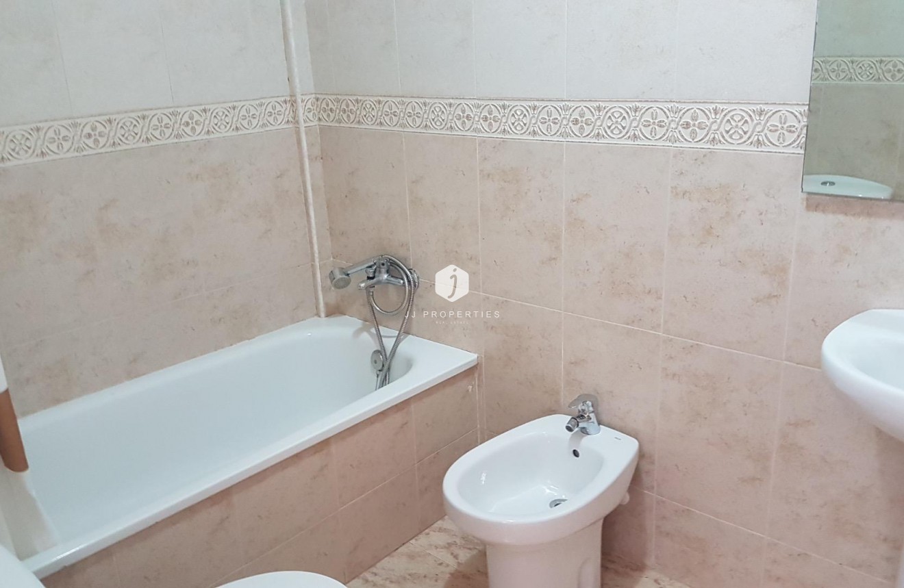 Tweedehands - Chalet -
Orihuela Costa - Villamartín-las Filipinas