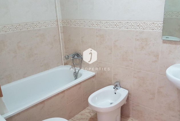 Tweedehands - Chalet -
Orihuela Costa - Villamartín-las Filipinas