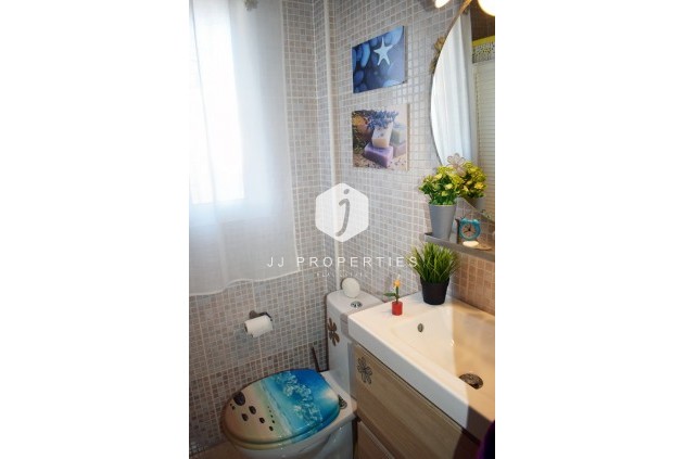 Z drugiej ręki - Szalet -
Torrevieja