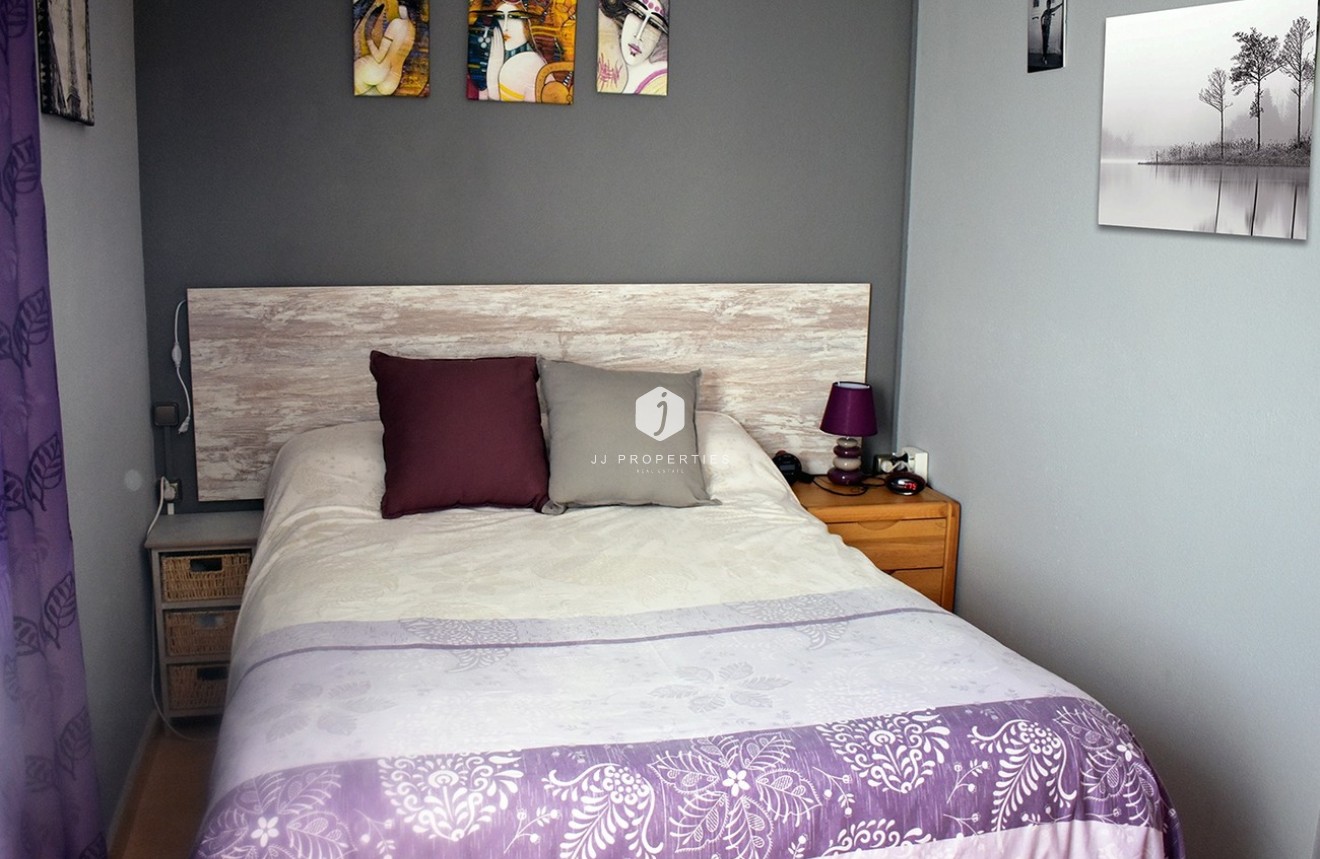 Z drugiej ręki - Szalet -
Torrevieja