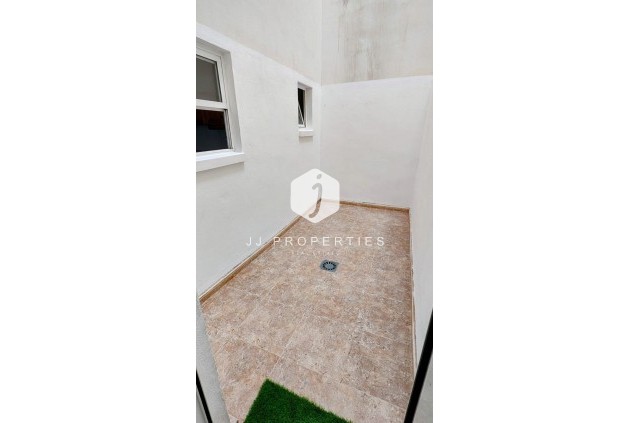Tweedehands - Appartement / flat -
Torrevieja - Playa de los Locos