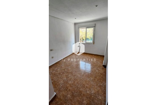 Tweedehands - Appartement / flat -
Torrevieja - Playa de los Locos