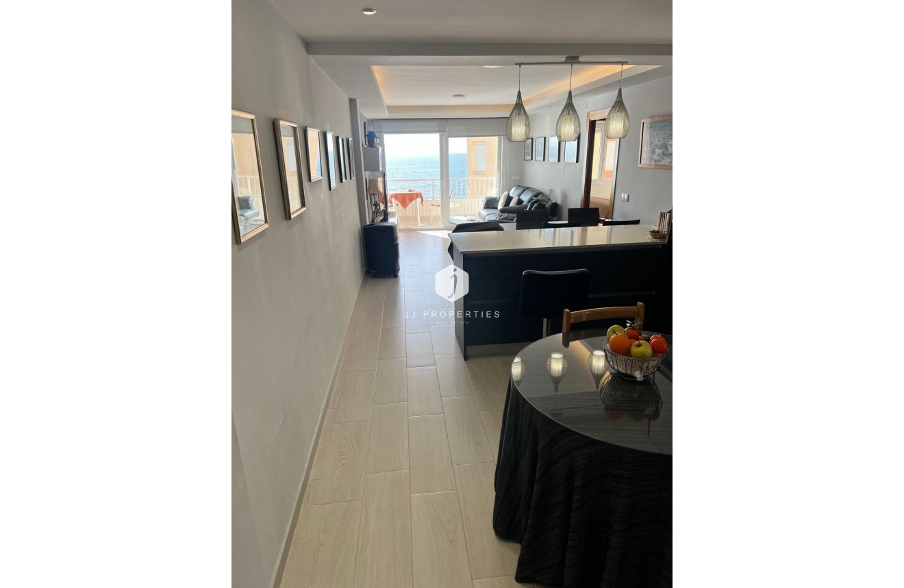 Tweedehands - Appartement / flat -
Torrevieja - Playa del Cura