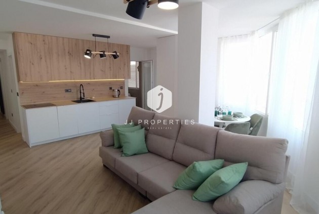 Segunda mano - Apartamento / piso -
Torrevieja - PARQUE DE LAS NACIONES