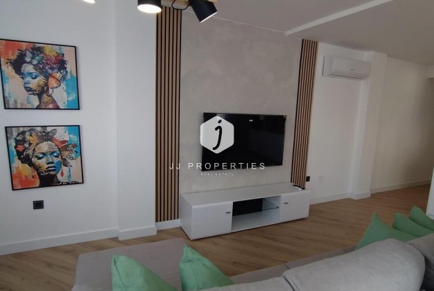 Segunda mano - Apartamento / piso -
Torrevieja - PARQUE DE LAS NACIONES