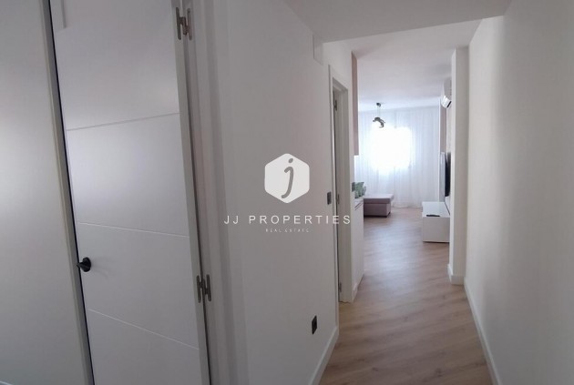 Segunda mano - Apartamento / piso -
Torrevieja - PARQUE DE LAS NACIONES