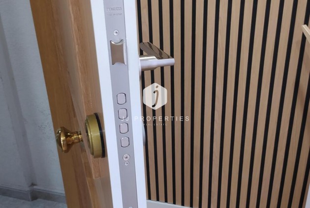 Segunda mano - Apartamento / piso -
Torrevieja - PARQUE DE LAS NACIONES