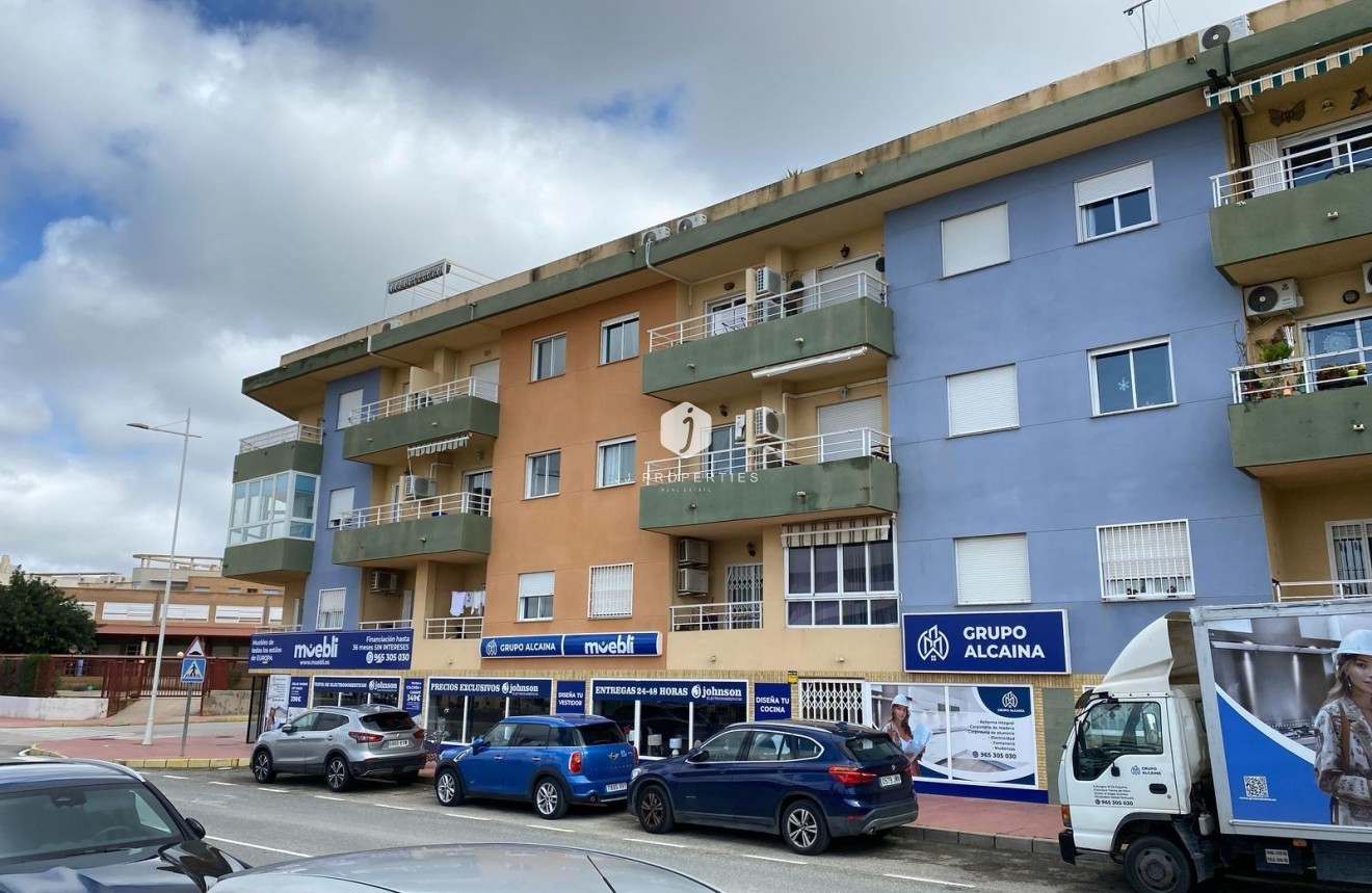 Resale - Apartment / flat -
San Miguel de Salinas - Pueblo 9