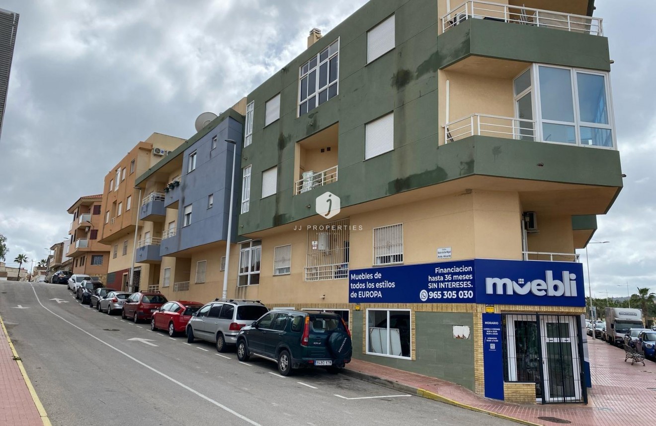 Resale - Apartment / flat -
San Miguel de Salinas - Pueblo 9