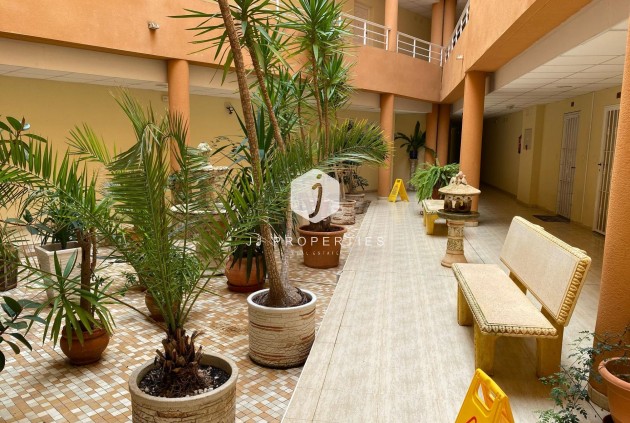 Resale - Apartment / flat -
San Miguel de Salinas - Pueblo 9