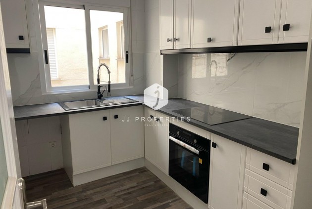 Resale - Apartment / flat -
San Miguel de Salinas - Pueblo 9