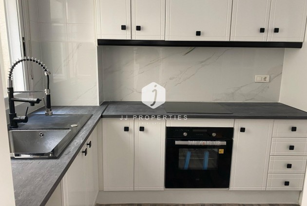 Resale - Apartment / flat -
San Miguel de Salinas - Pueblo 9