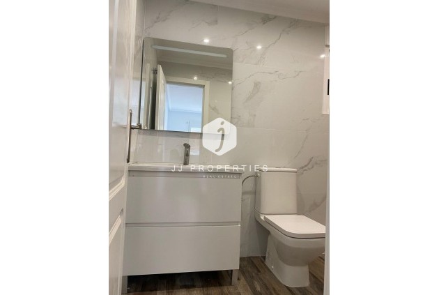 Resale - Apartment / flat -
San Miguel de Salinas - Pueblo 9