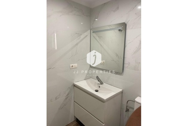 Resale - Apartment / flat -
San Miguel de Salinas - Pueblo 9