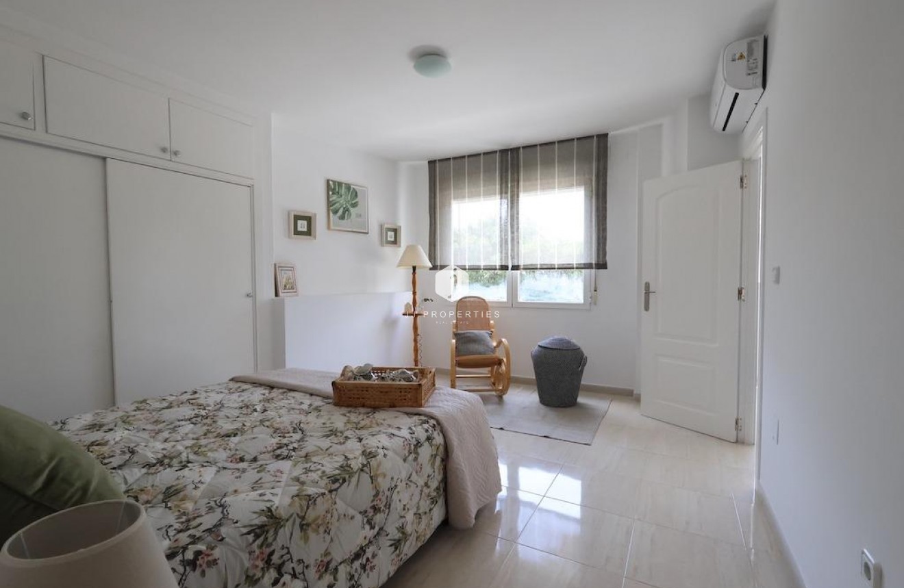 Tweedehands - Appartement / flat -
Torrevieja - Costa Blanca