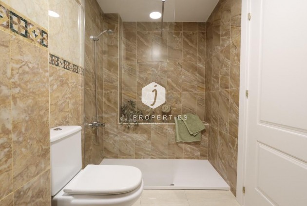 Tweedehands - Appartement / flat -
Torrevieja - Costa Blanca