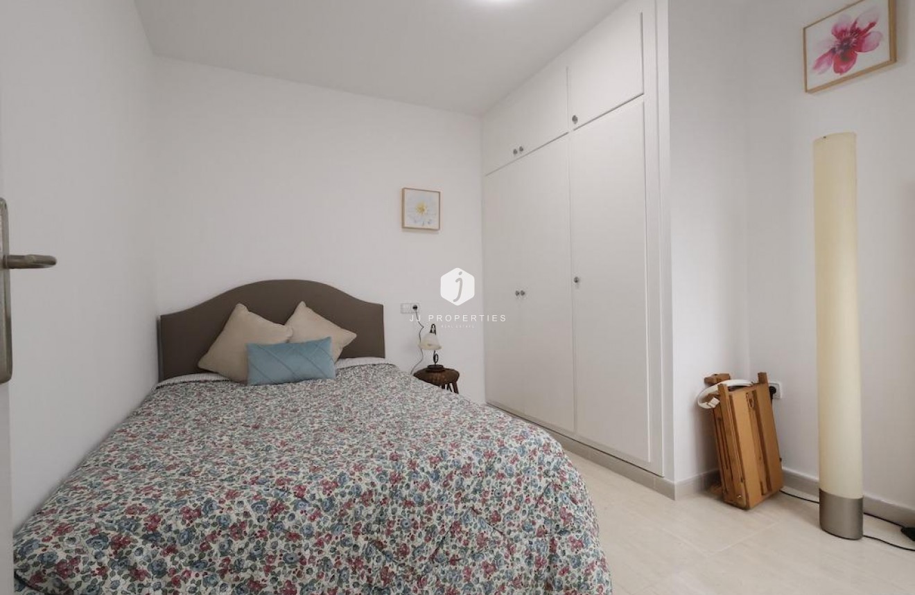Tweedehands - Appartement / flat -
Torrevieja - Costa Blanca