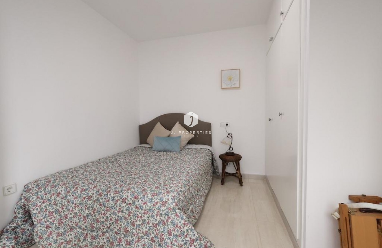 Tweedehands - Appartement / flat -
Torrevieja - Costa Blanca