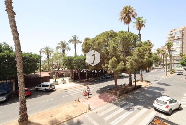 Tweedehands - Appartement / flat -
Torrevieja - Costa Blanca