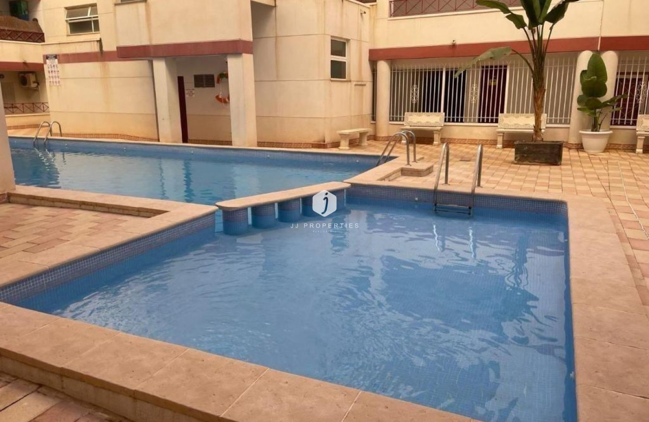 Tweedehands - Appartement / flat -
Torrevieja - PARQUE DE LAS NACIONES