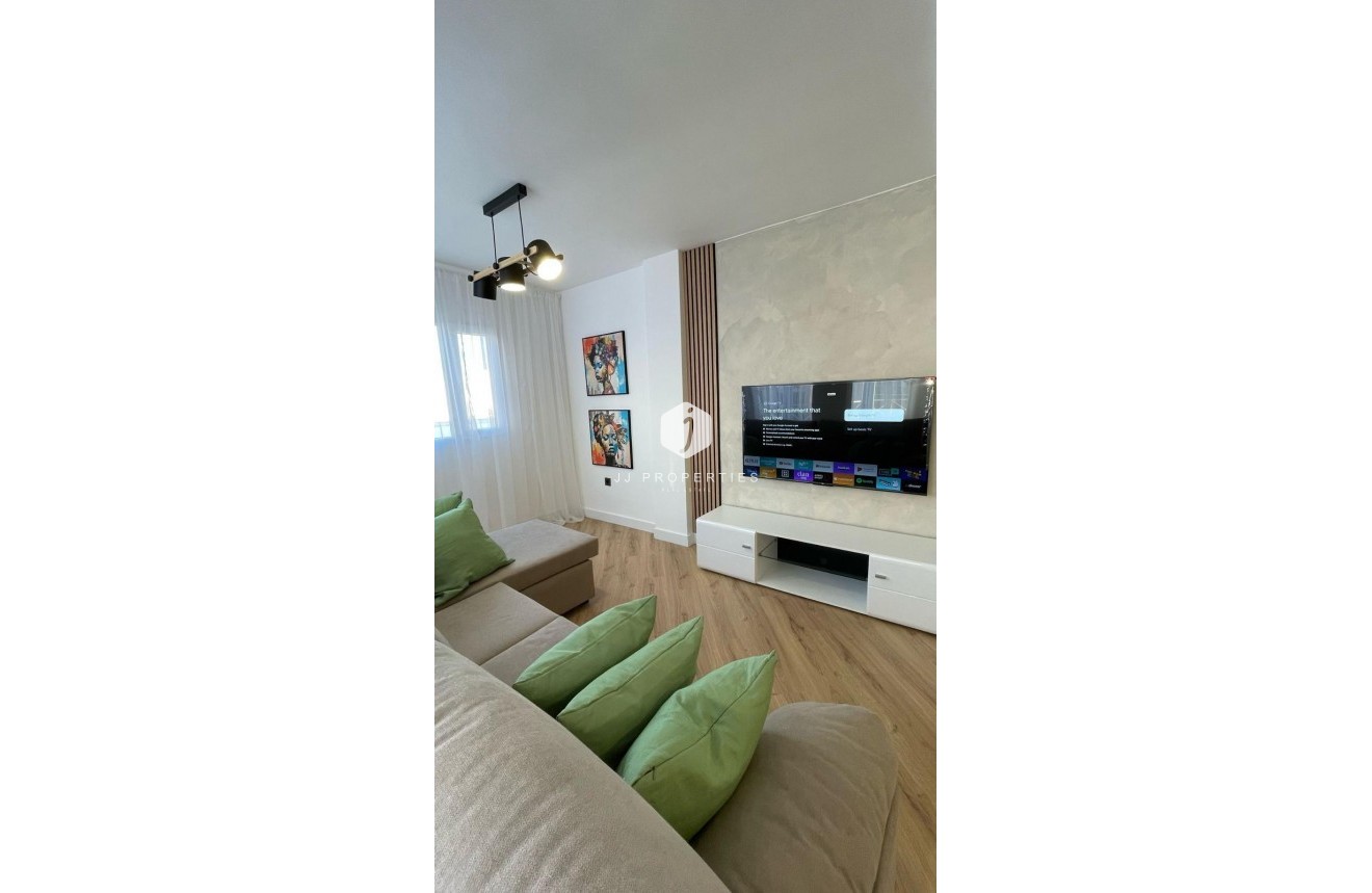 Tweedehands - Appartement / flat -
Torrevieja - PARQUE DE LAS NACIONES