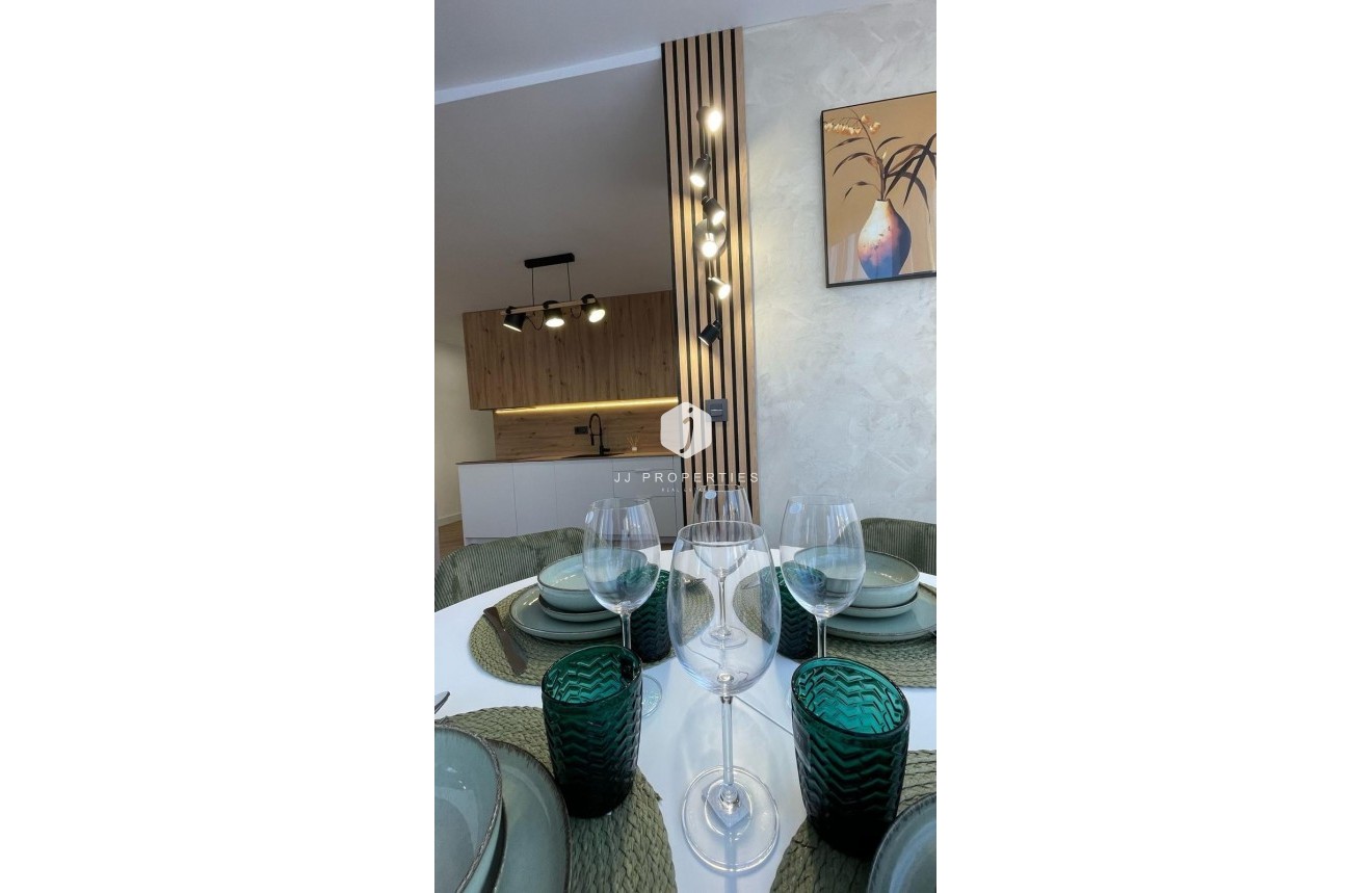 Tweedehands - Appartement / flat -
Torrevieja - PARQUE DE LAS NACIONES