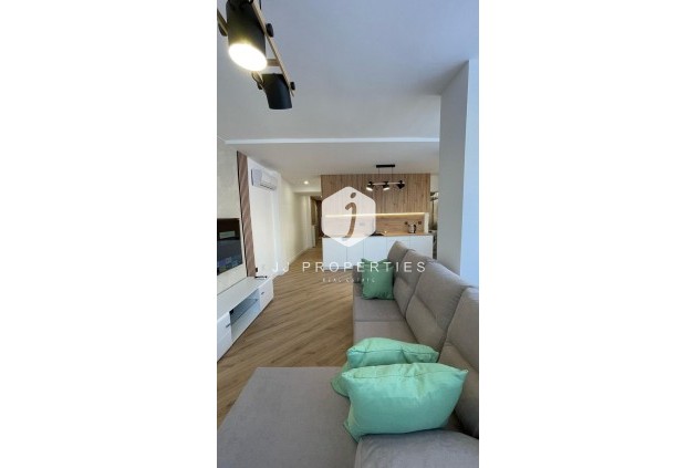 Tweedehands - Appartement / flat -
Torrevieja - PARQUE DE LAS NACIONES