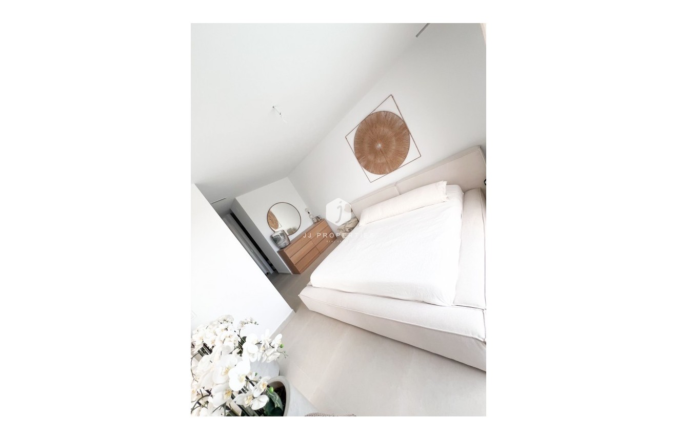 Tweedehands - Villa -
San Miguel de Salinas - Inland