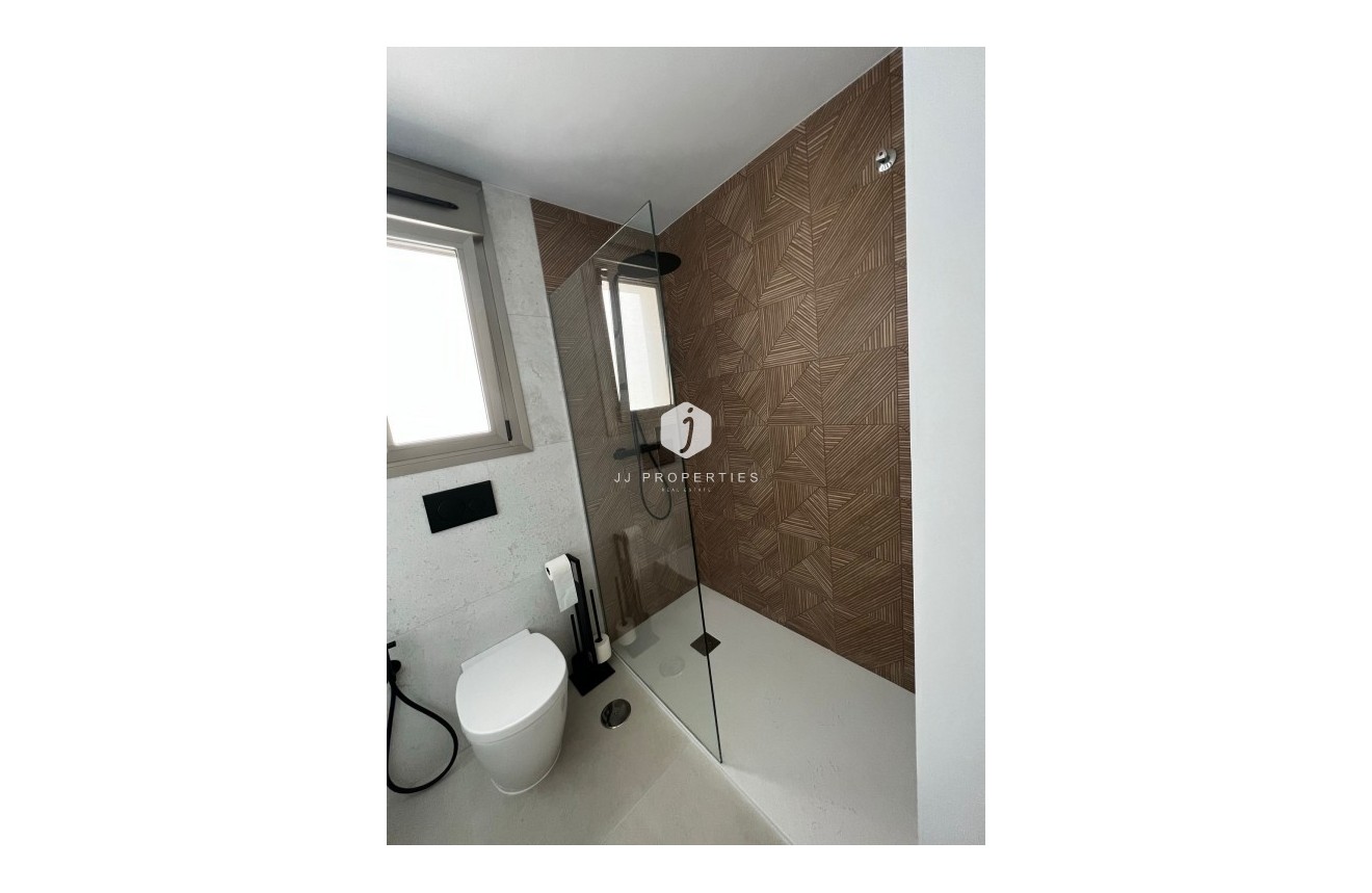 Tweedehands - Villa -
San Miguel de Salinas - Inland