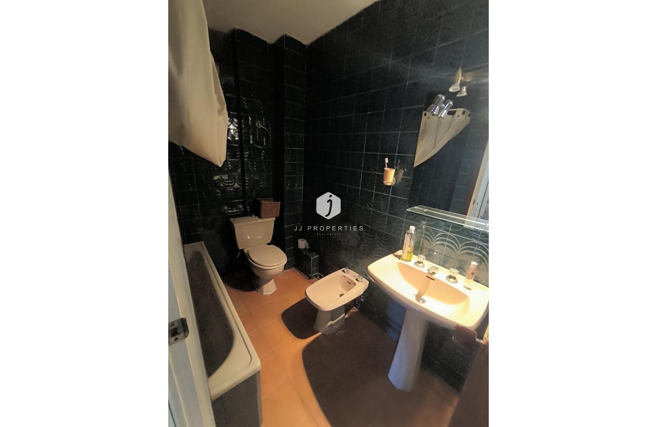 Tweedehands - Appartement / flat -
Torrevieja - Las Piscinas Naturales