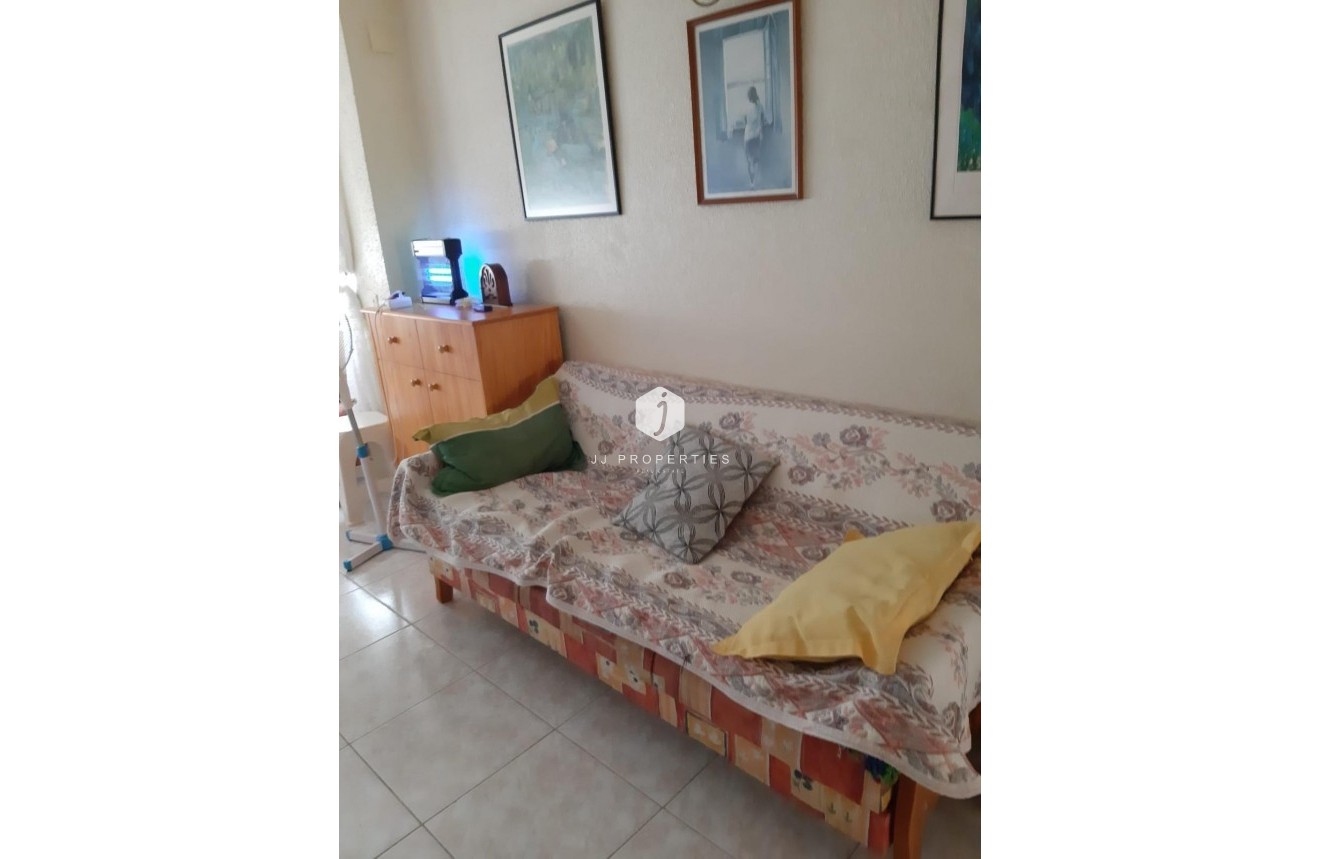 Tweedehands - Bungalow -
Torrevieja - Cabo cervera